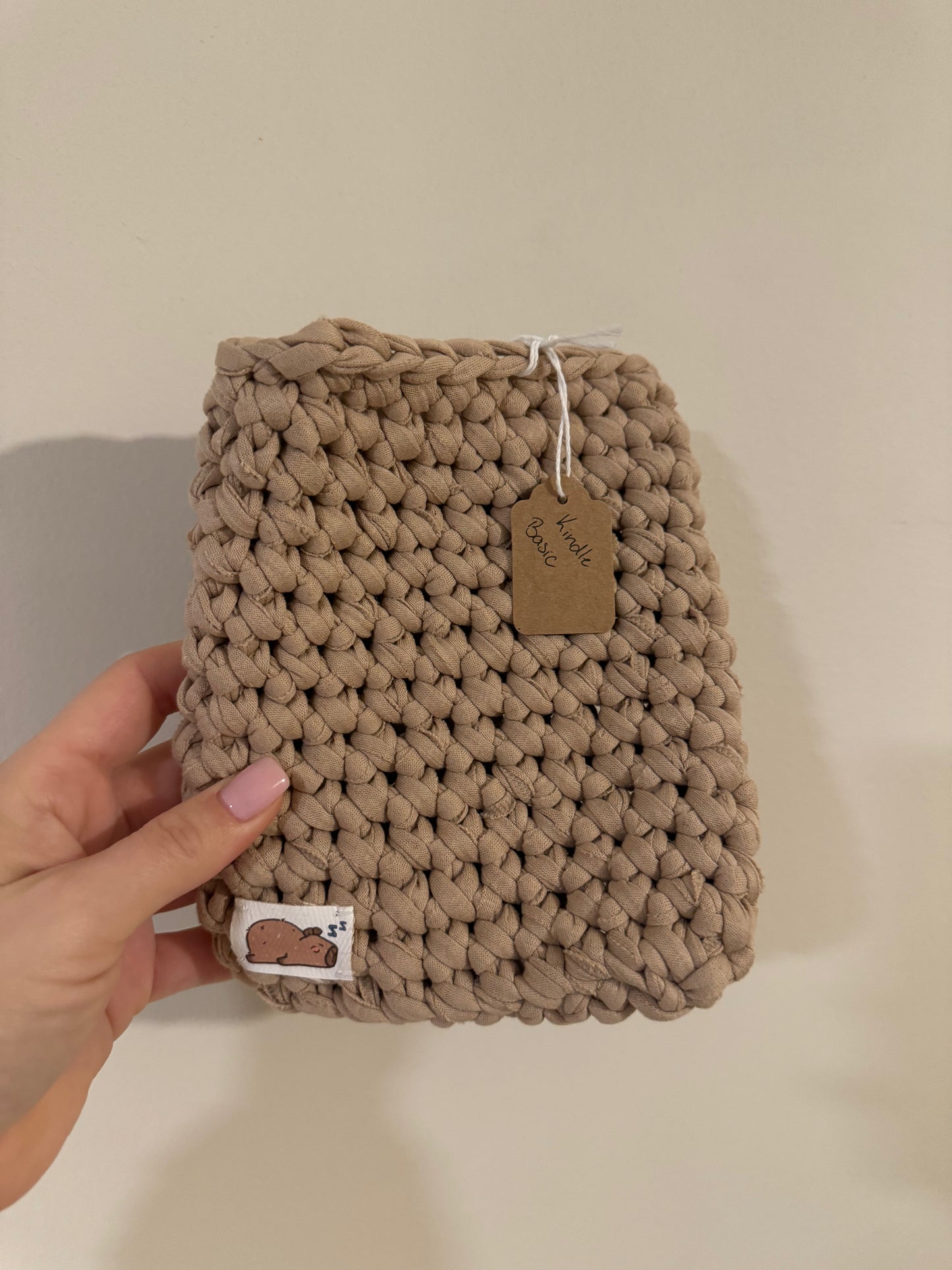 Crochet Kindle sleeve